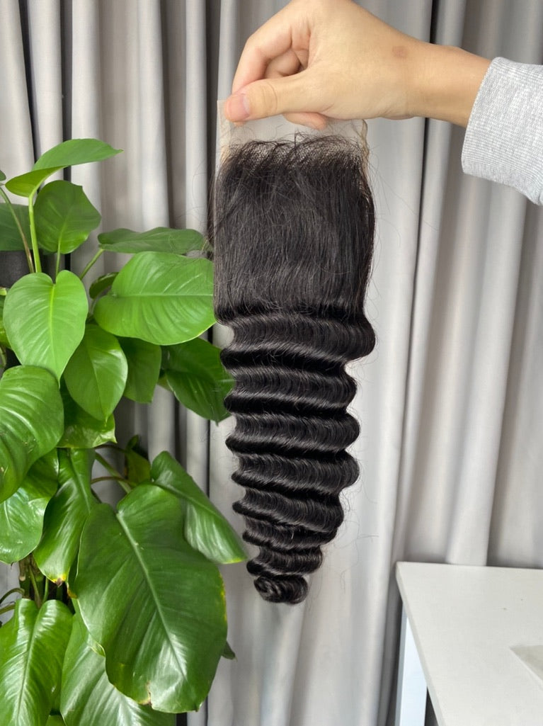 4x4 Deep Wave Transparent Closure
